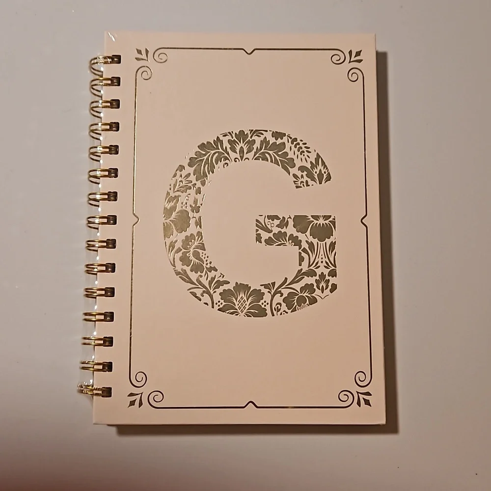 Monogram notebook - Picture 5 of 6